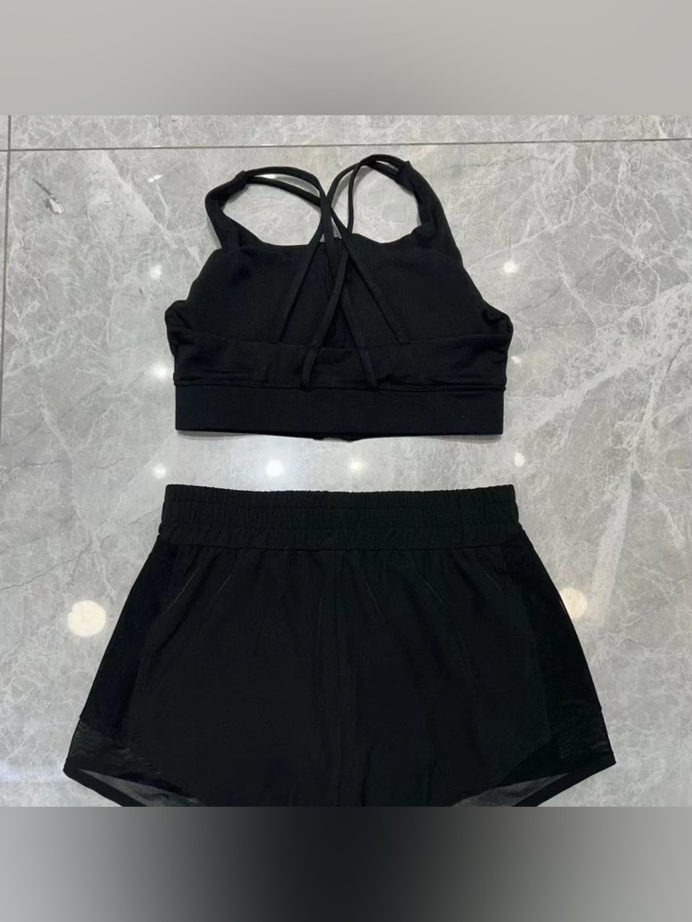 ALO Yoga Black Zip-Front Sports Bra and Athletic Shorts Set - Picture 2 of 2